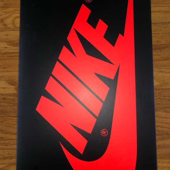 Nike Air Jordan 1 Retro High OG 555088 706 Brotherhood Gold/Bordeaux Sz 9.5 NIB - Picture 4 of 13